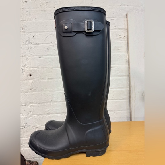 Hunter Classic Black Boots Sz 6 - Picture 2 of 5